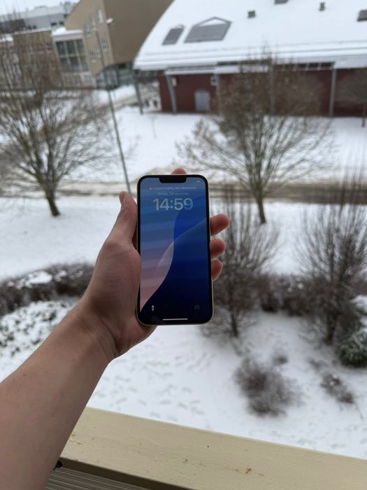 Sprzedam iPhone 13 stan idelany