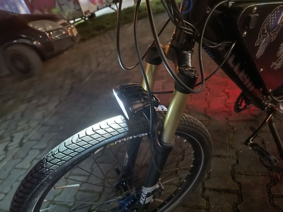 Lampa przednia SurRon Light Bee X. Nowa