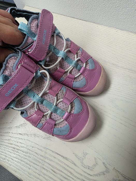 Sandały pólsandały dziewczęce geox 33