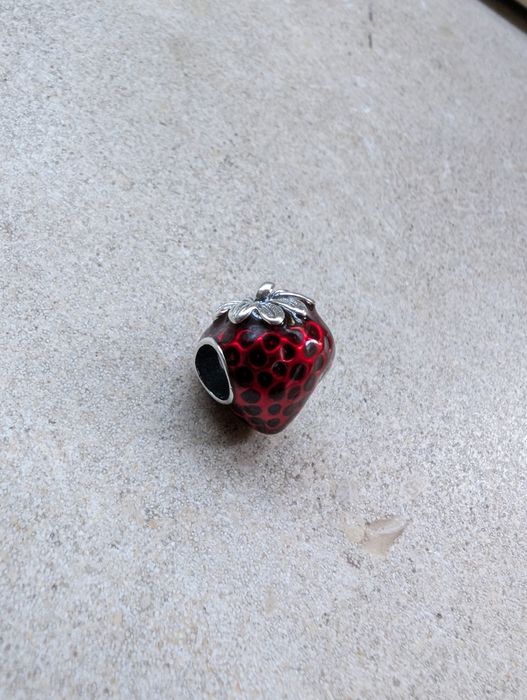 Peça Pandora Seeded Strawberry Fruit Joia