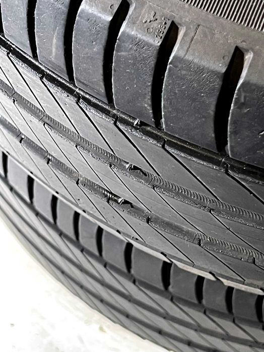 Pneus Michelin Primacy 4 - 215/50/17 - Excelentes