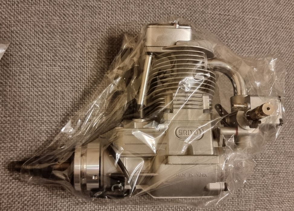 Silnik modelarski Saito FG-21 Nowy.