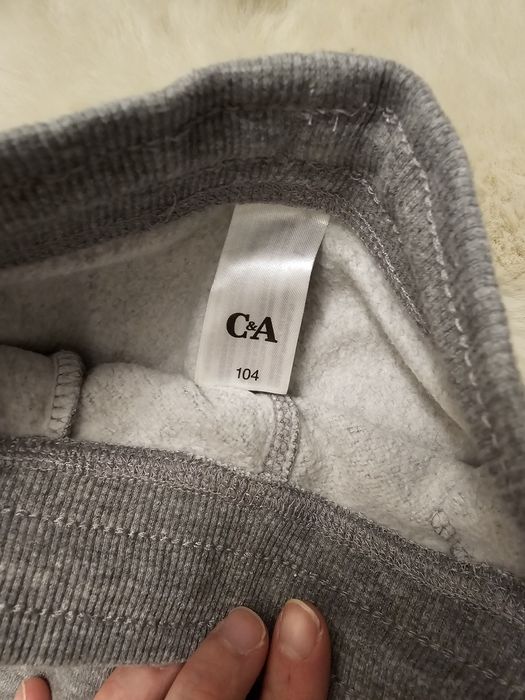 Spodnie z meszkiem 104