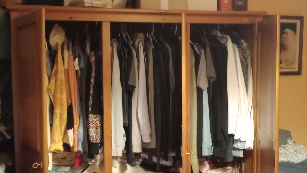 Quarto completo de casal + 2 moveis sala tipo aparador