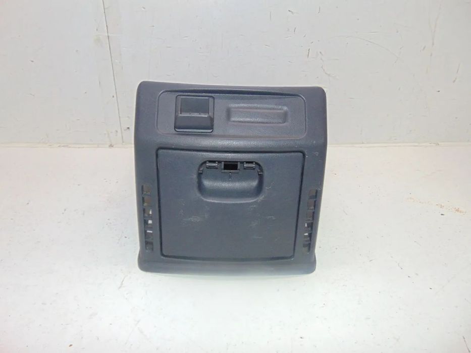 Mitsubishi space gear/L400 consola chão