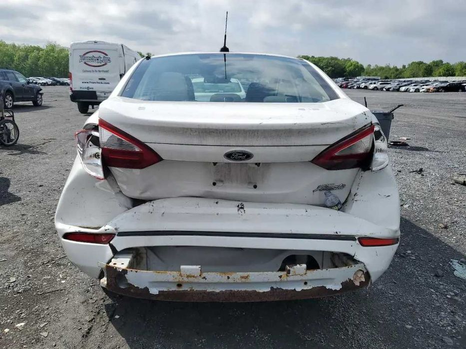 Бампер Ford Fiesta розборка шрот