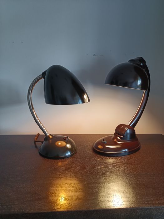 Lampa biurkowa Bauhaus bakelit