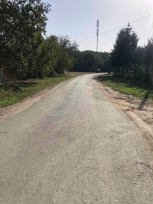 (3) Продам земельну ділянку в Писарівці 1736