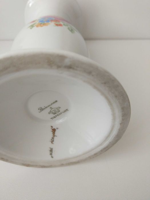 Ваза для цветов на ножке. Германия