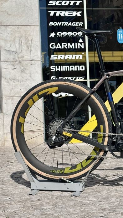 Gravel Trek Checkpoint SL7