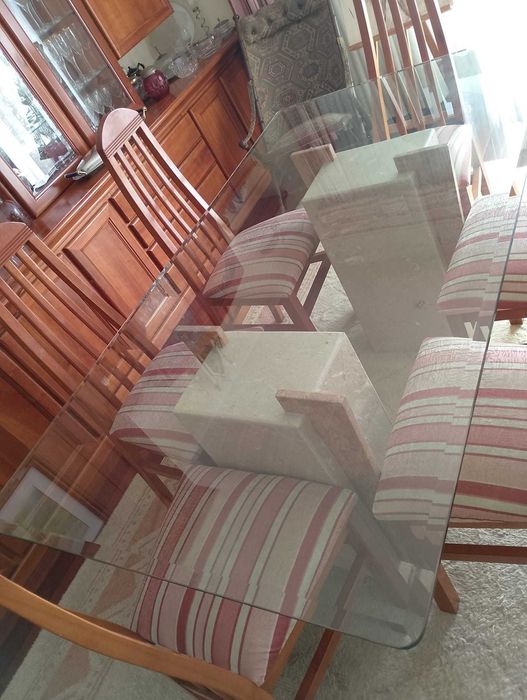Mesa Mármore de Sala + 6 cadeiras cerejeira
