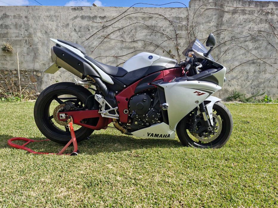 Yamaha YZF-R1 2011