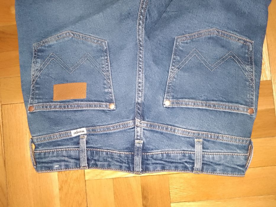 Wrangler jeansy nowe W26L34