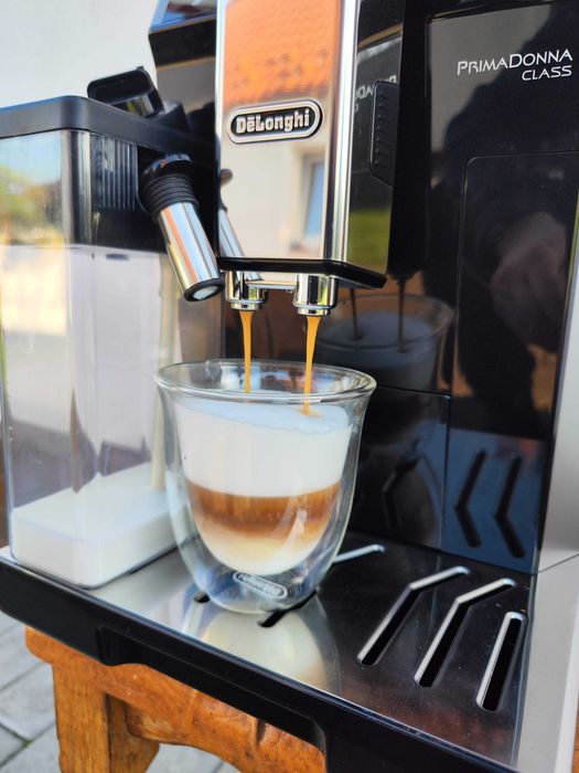 Кавомашина DeLonghi ECAM 550.55 PrimaDonna Class Bluetooth