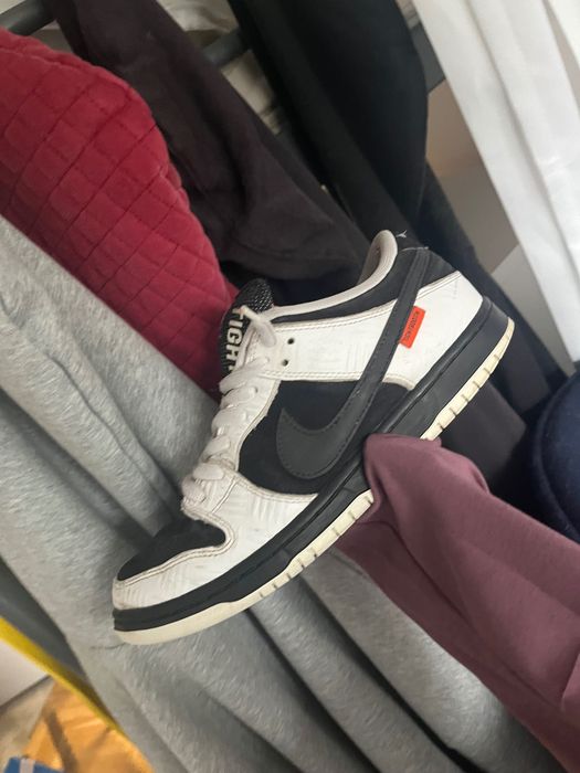 Dunk sb tightbooth