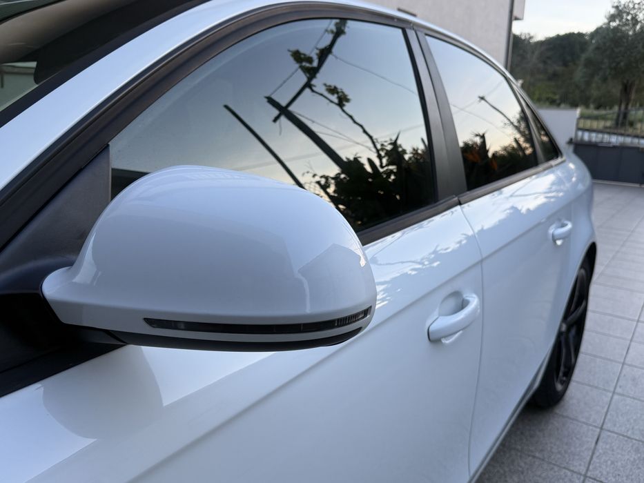 Audi A4 B8 S-Line – Excelente Estado