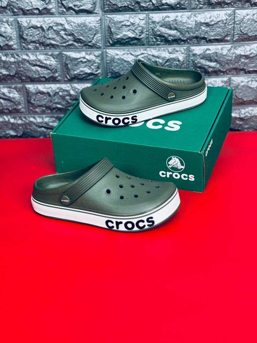 Crocs хаки женские мягкие поведневные тапки кроксы легкие шлепки кроксы жіночі топ предложение на лето