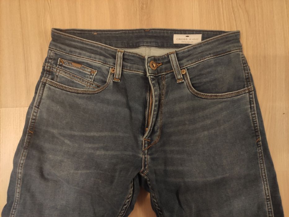 Spodnie Cross Jeans 28/30