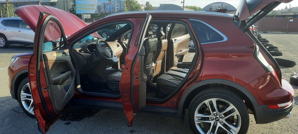 Продам пригнаний з США автомобіль преміум класу LINCOLN MкC AWD