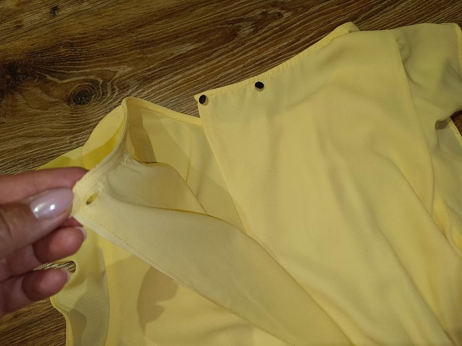 MINT & BERRY sukienka żółta bananowa za kolano midi z Zalando rozm. 40