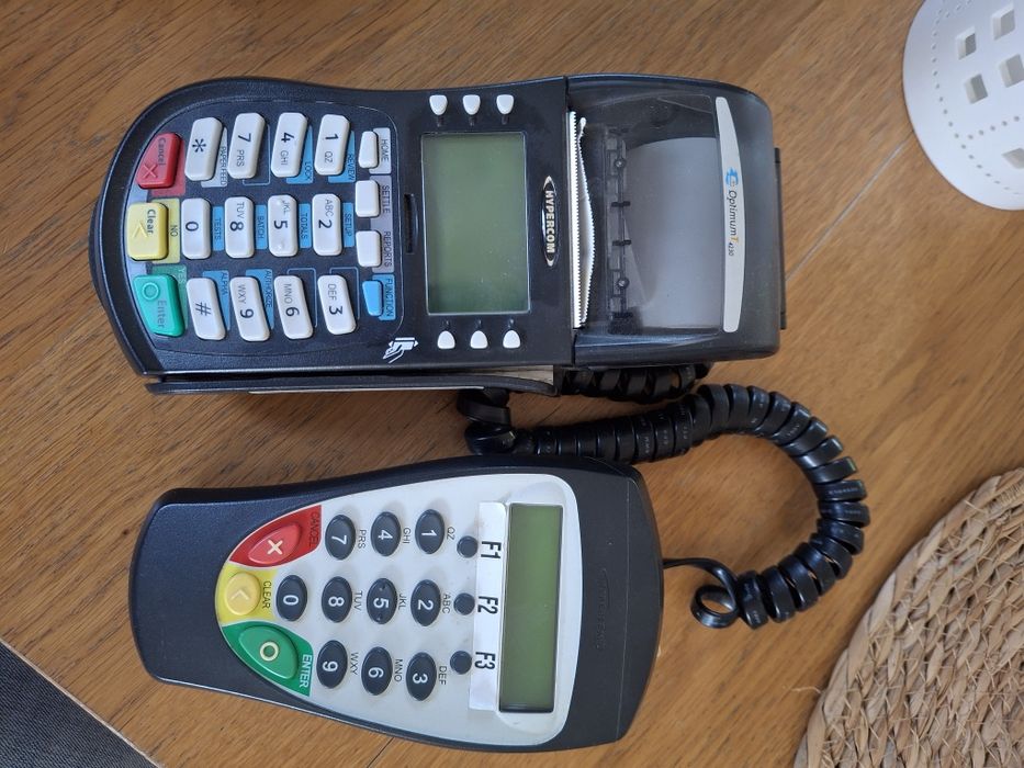 Terminal płatniczy HYPERCOM Optimum T4230