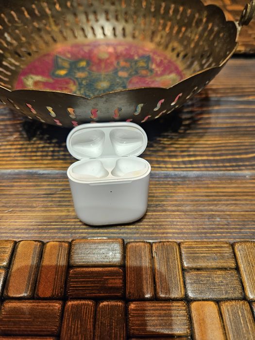 Etui ładujące Apple airpods