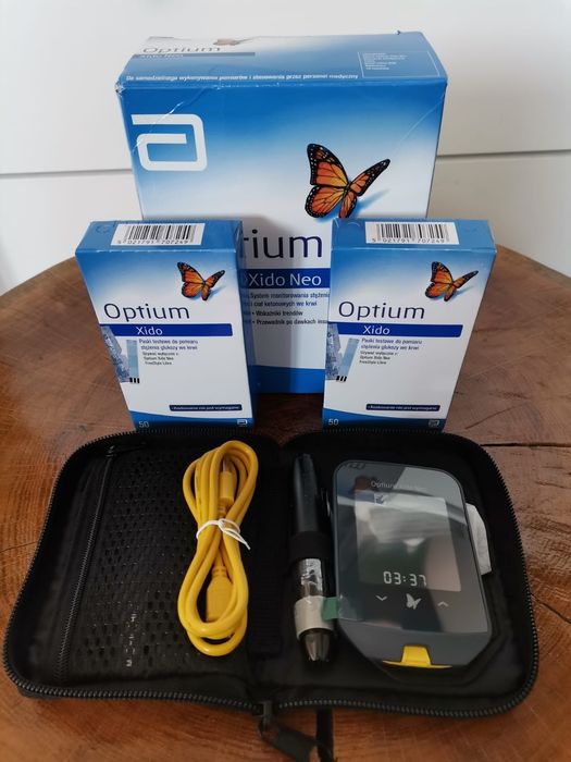 Glukometr optium xido neo