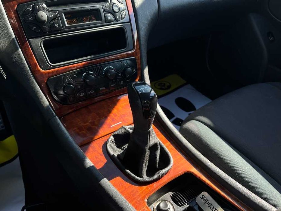 Mercedes-Benz C 180 2003