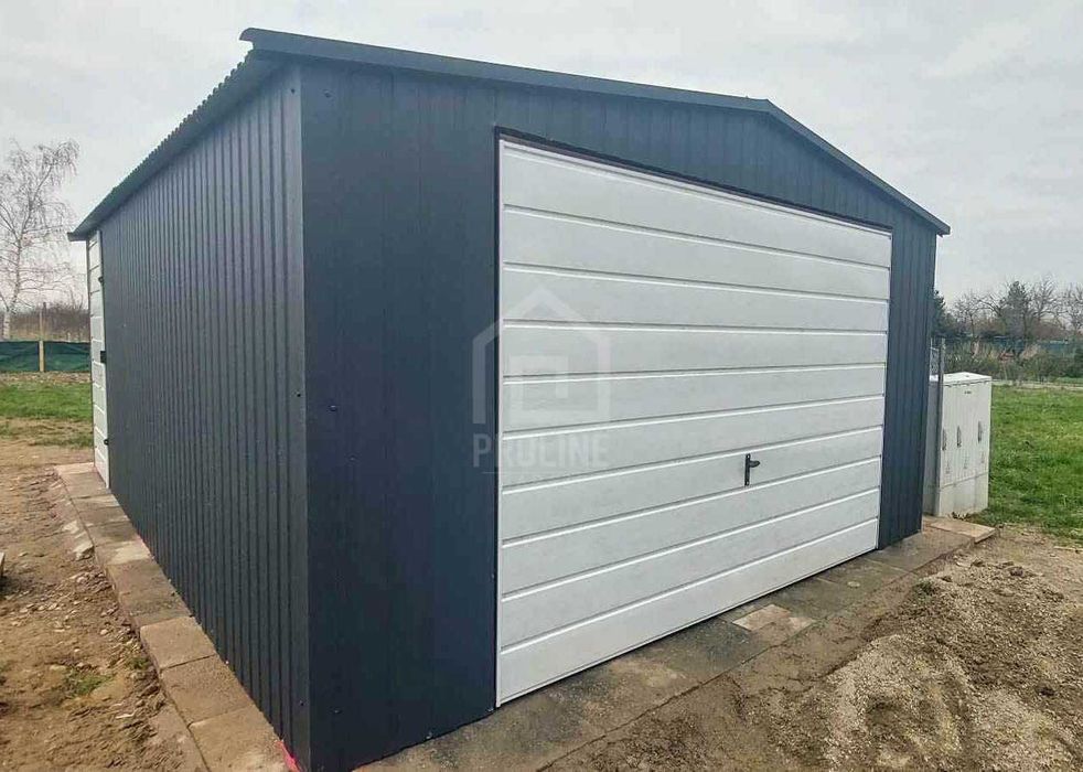 Garaż blaszany 4,5x5m brama uchylna dach dwuspadowy PLG251