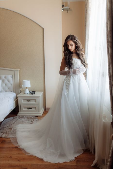 Весільна сукня, 44 розмір