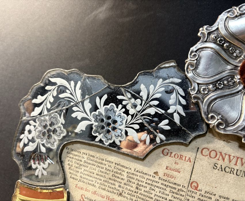 Antigo registo “Convivium Sacrum” emoldurado em vidro veneziano
