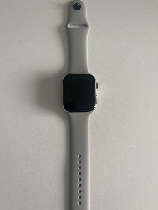 Smartwatch serii 8
