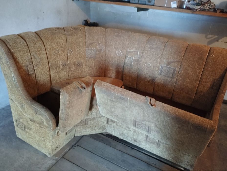 Диванчик на кухню