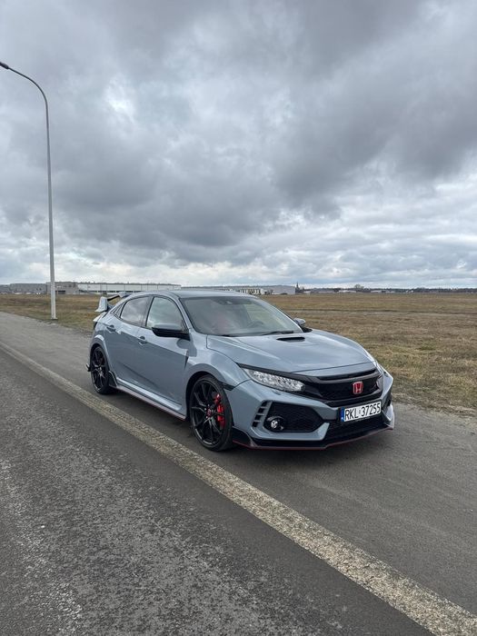 Wynajem samochodów WYPOŻYCZALNIA