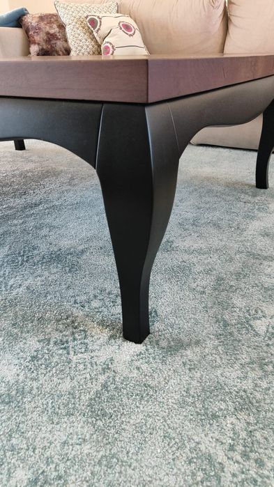 Mesa de sala en nogueira