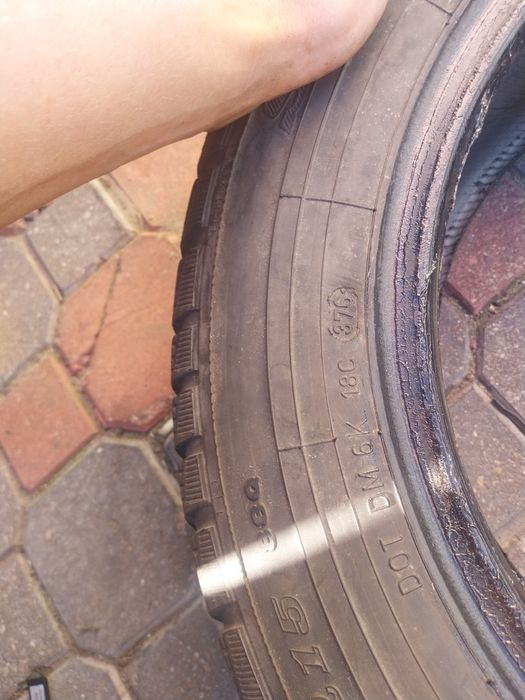 Opona Zimowa Dunlop 185/65R15  88Q