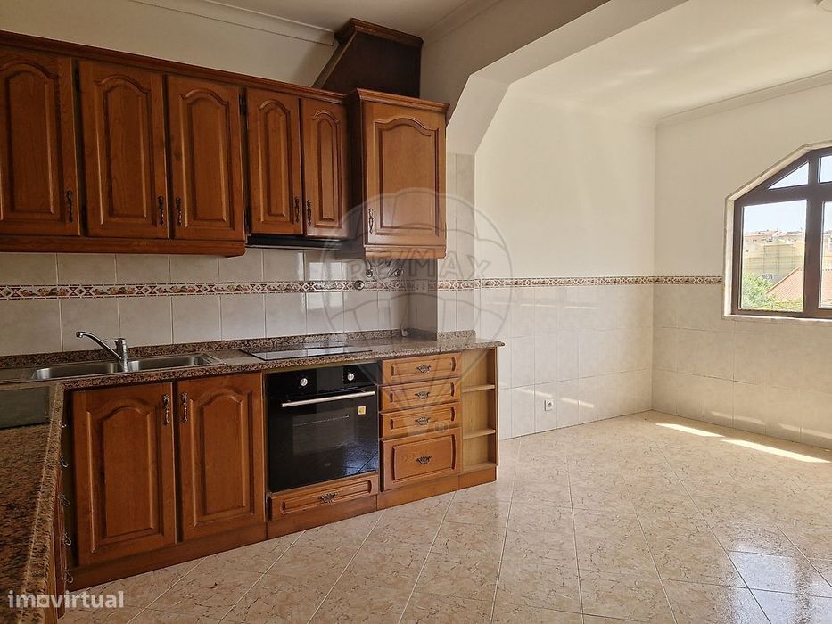 Apartamento T3 para arrendamento