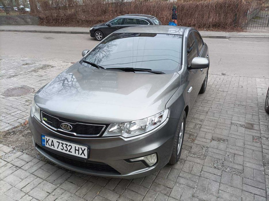 KIA cerato 2010