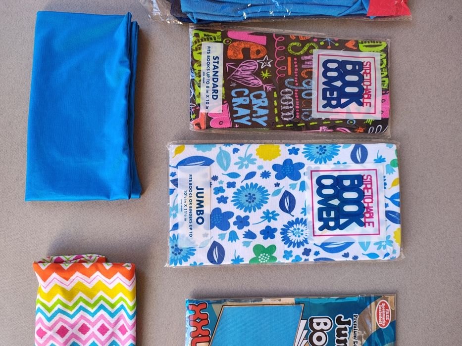 Otulacz materiałowa okładka book cover Jumbo Stretchable na książkę
