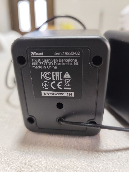 Coluna Trust (6W) - Novo