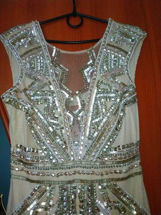 Шикарне плаття в паєтки