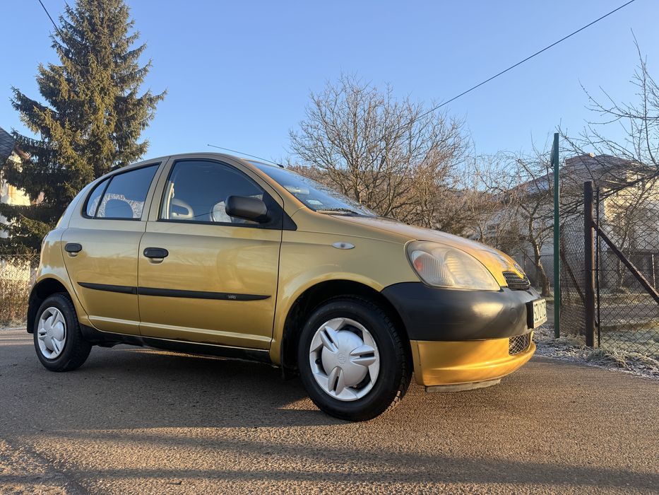 Śliczna Toyota Yaris 1*1.0 Benzyna*5-drzwi* Mega Cena
