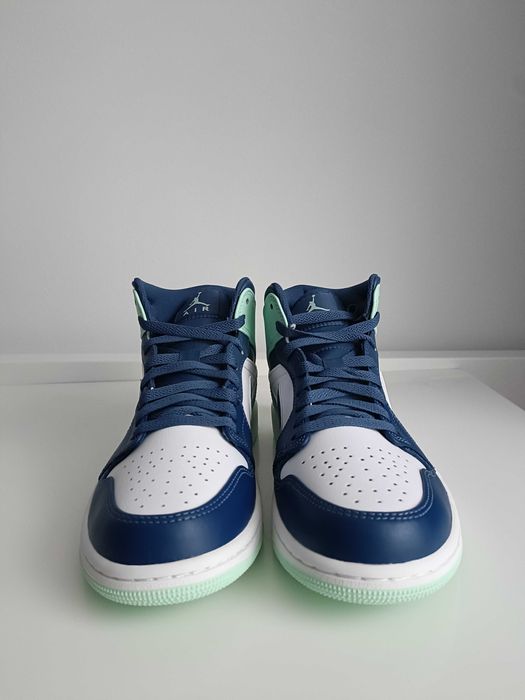Buty Jordan 1 Mid Mystic Navy Mint Foam rozmiar 40,5 wkładka 25,5 cm