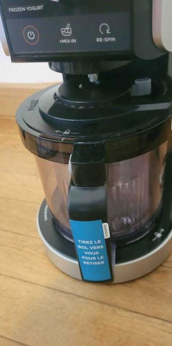 Máquina de Gelados Ninja Creami Deluxe - Novo