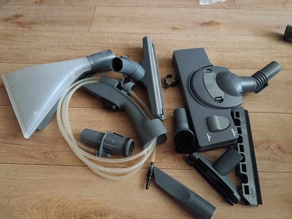 Електроніка.Пилососи.