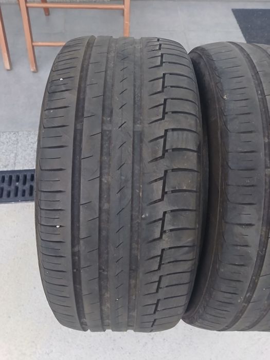 2 pneus 235 45 r17 Continental