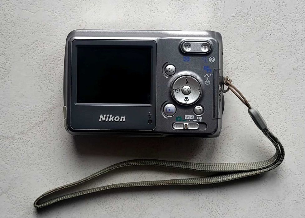 Nikon coolpix L2 N150