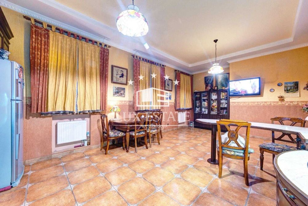 Оренда унікального будинку 650м²  біля ЛІСУ