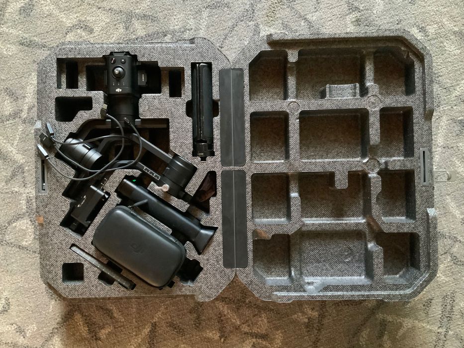 Продам стабілізатор DJI Ronin-S
