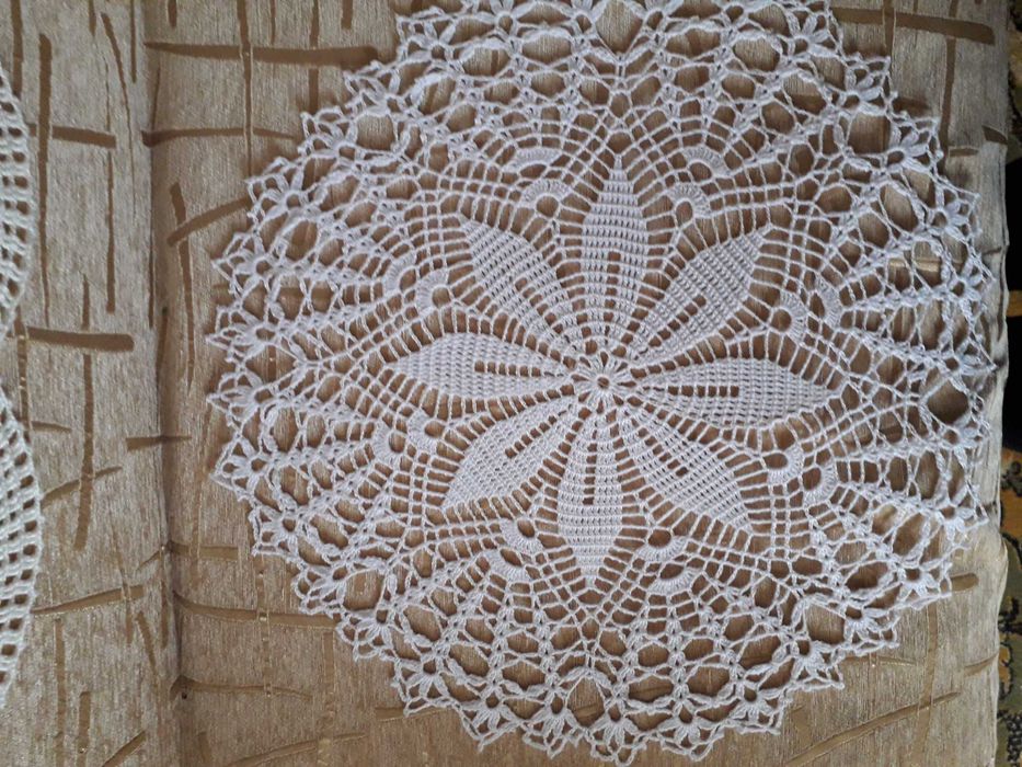 Серветка в'язана